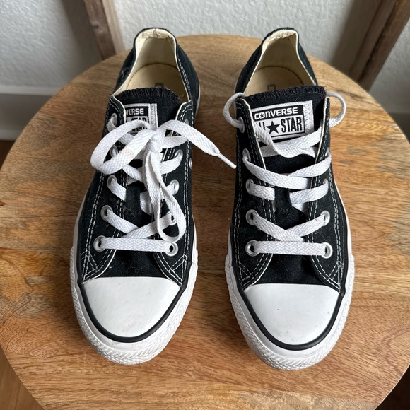 Converse Classic Black and White Low-Tops - Picture 2 of 8